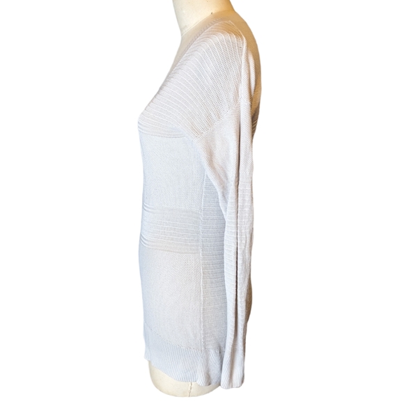 Soybu Gray V-Neck Sweater Women's Size Medium - Picture 2 of 5